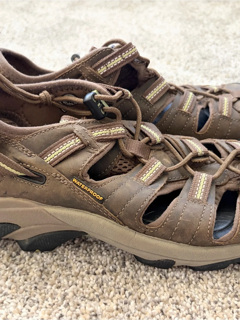 Keen Arroyo ll Sandals Men’s Brown With Lime Green Vented Hiking/Water Sports